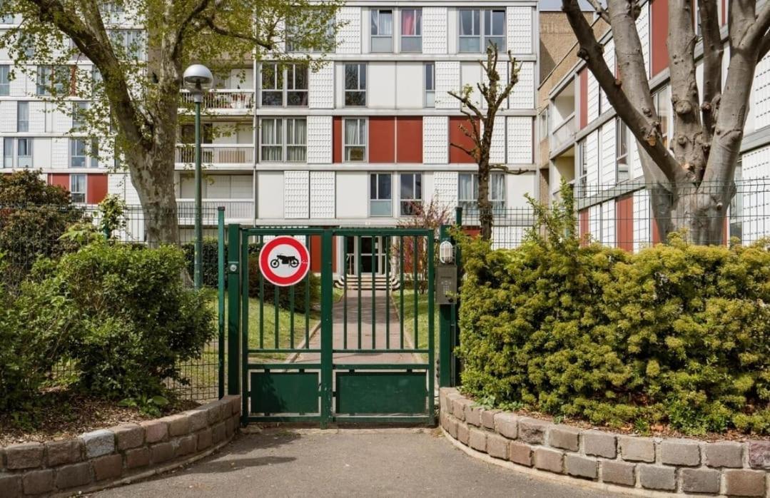 Chambre D'Hote Chez Marie-Jeanne Pierrefitte-sur-Seine Kültér fotó